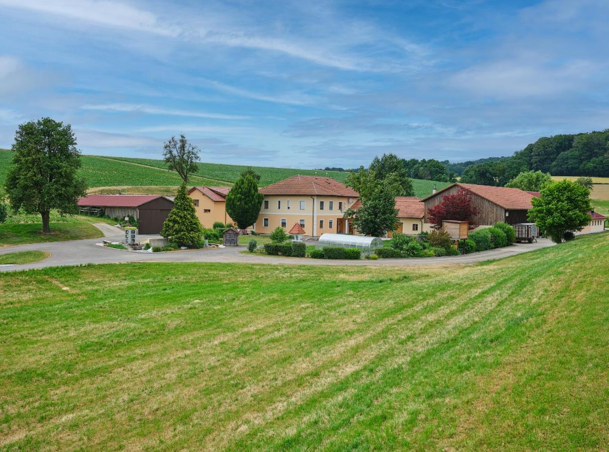 Mayr-Hof Seimetzback Exterior photo